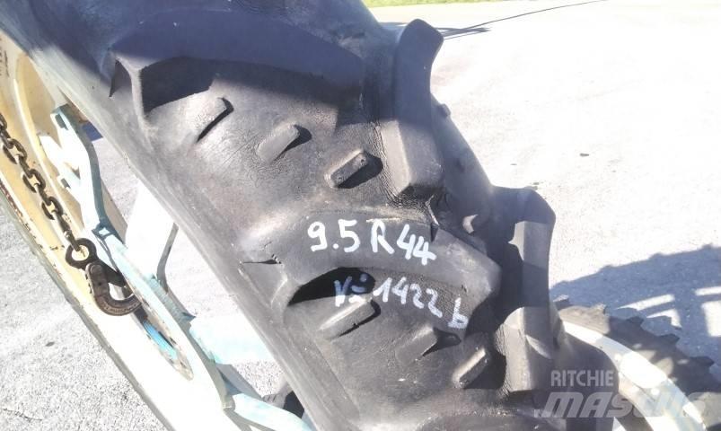 BKT 9.5R44 Neumáticos, ruedas y llantas