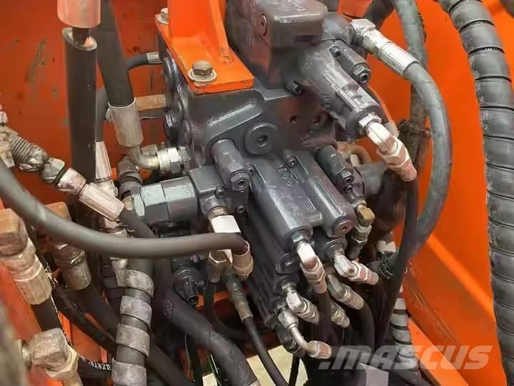 Doosan DH 80 Excavadoras de cadenas