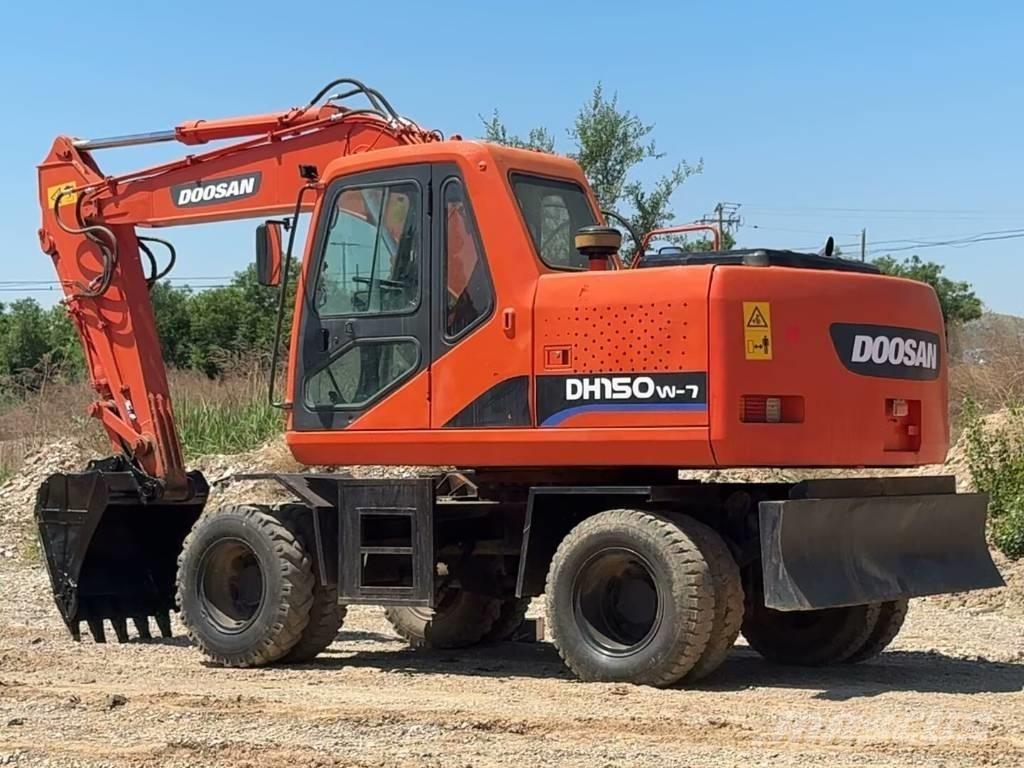 Doosan DH150 W-7 Excavadoras de ruedas