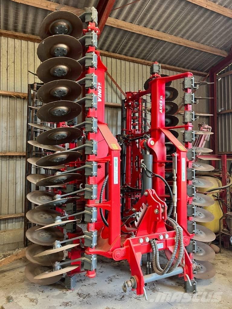 Unia Ares 600 Gradas de discos