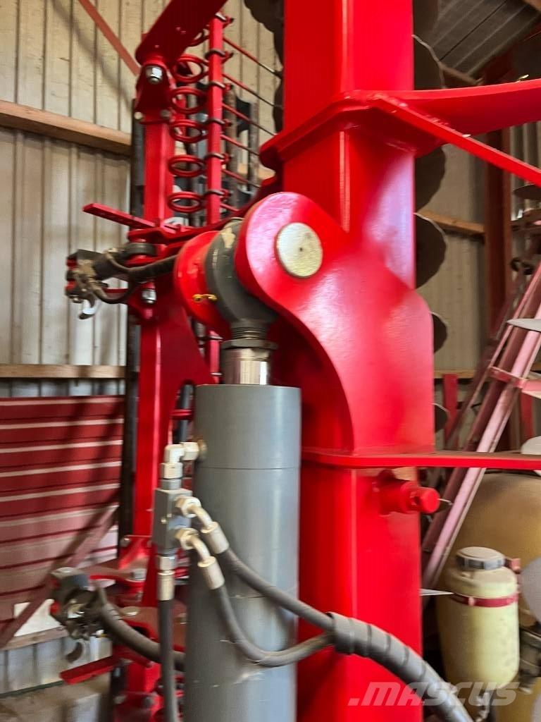 Unia Ares 600 Gradas de discos