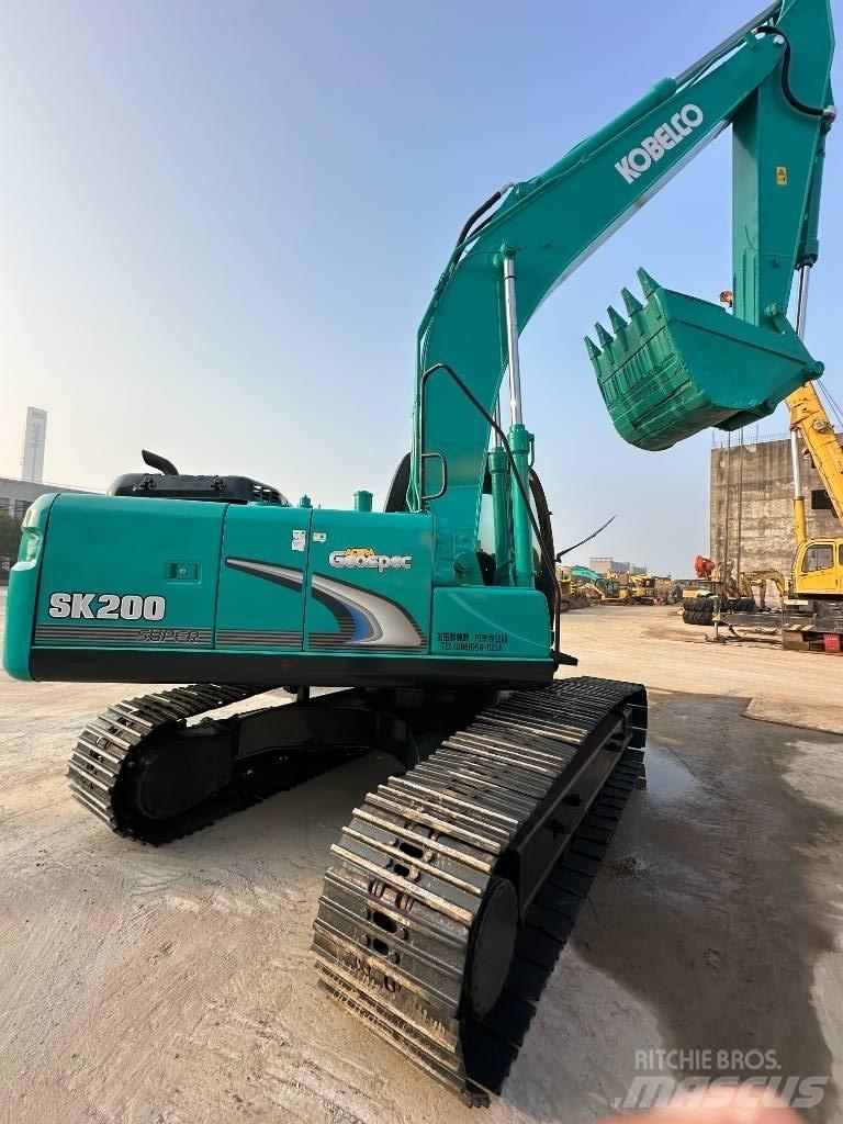 Kobelco SK 200-8 Excavadoras de cadenas