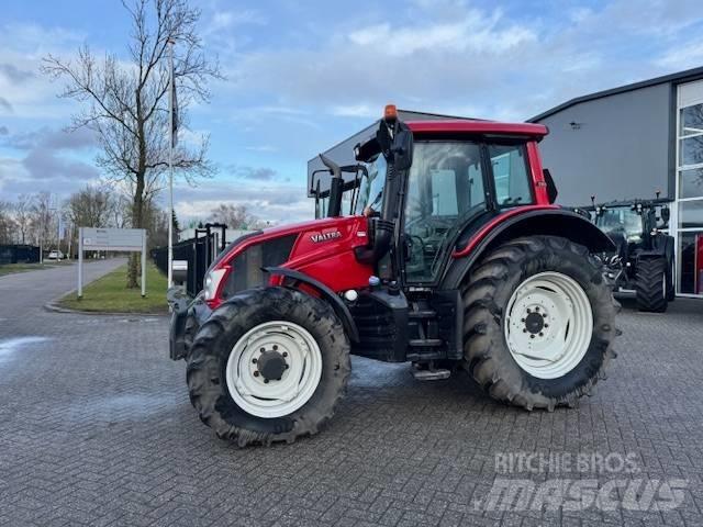 Valtra N123 Hitech5 Tractores