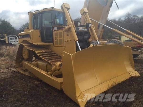CAT D 6 R Buldozer sobre oruga