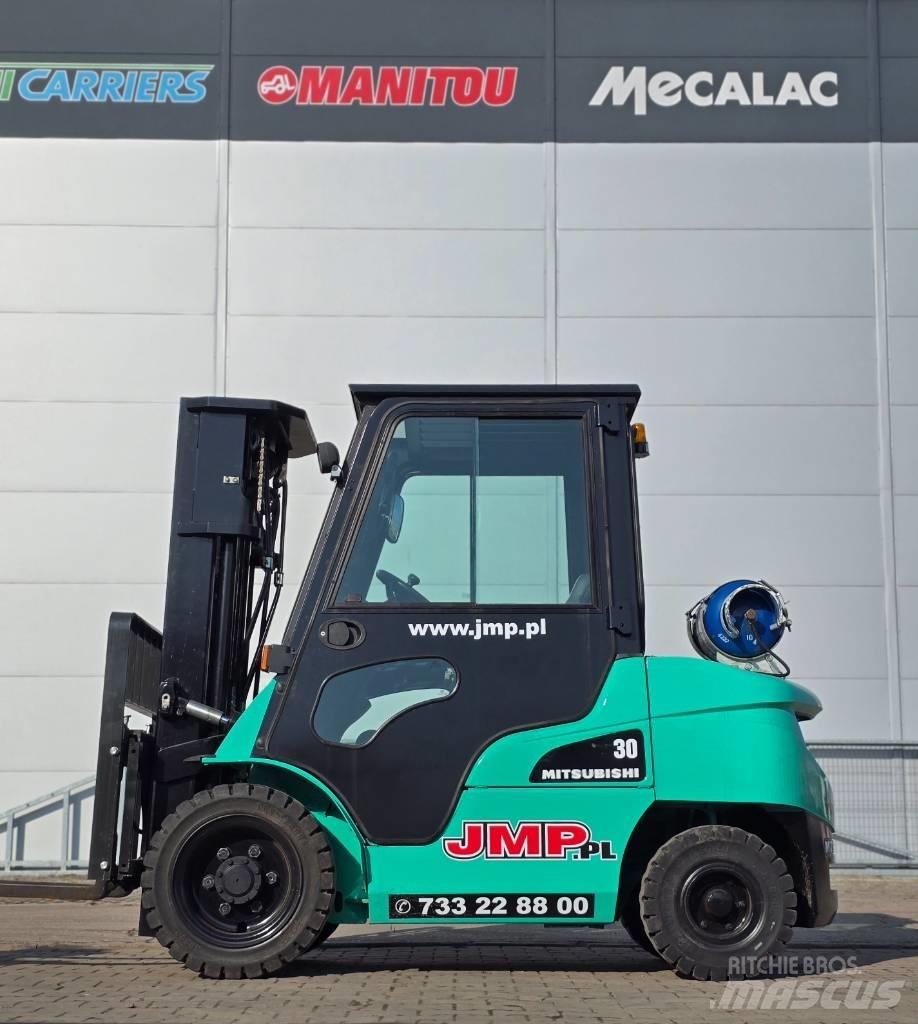 Mitsubishi FG 30 N Carretillas LPG