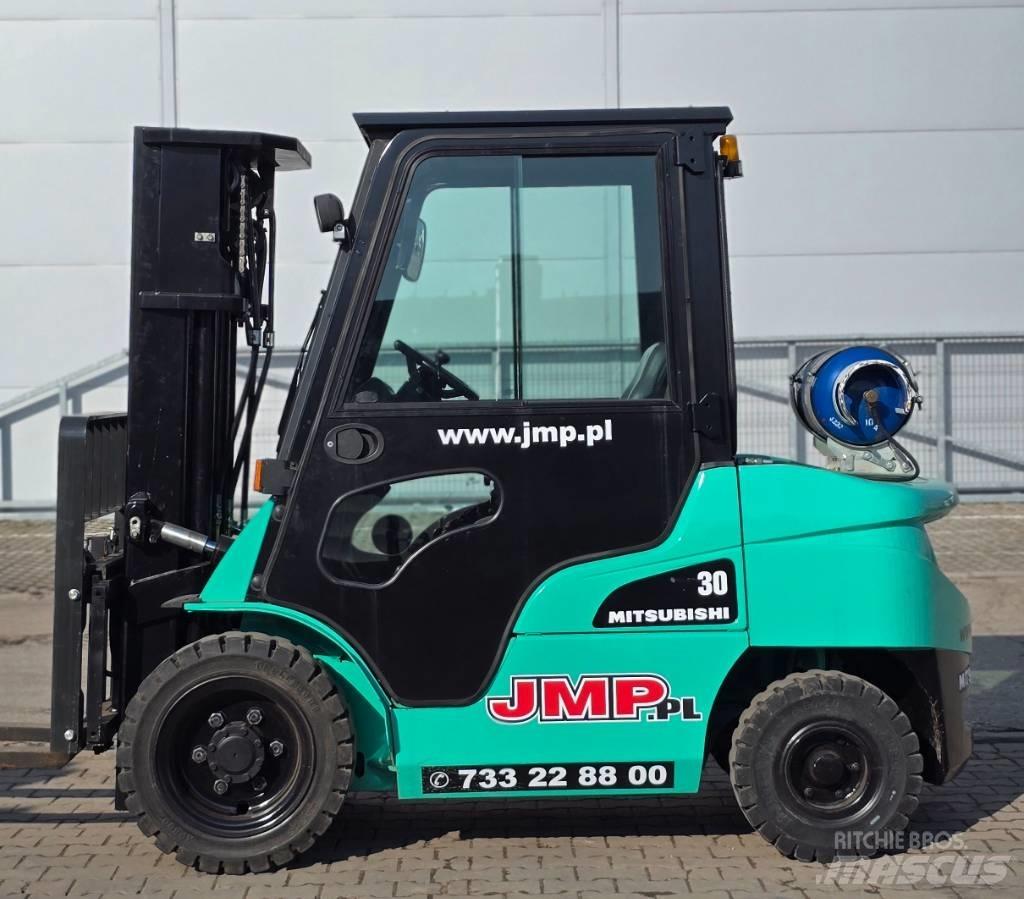 Mitsubishi FG 30 N Carretillas LPG