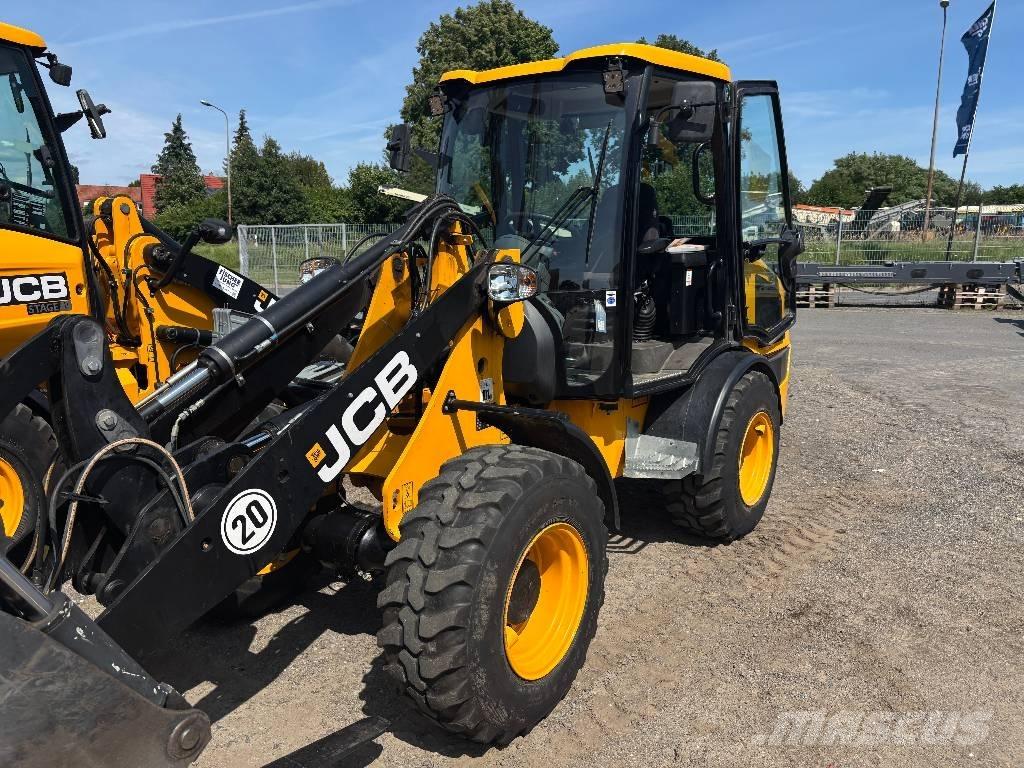 JCB 407 Cargadoras sobre ruedas