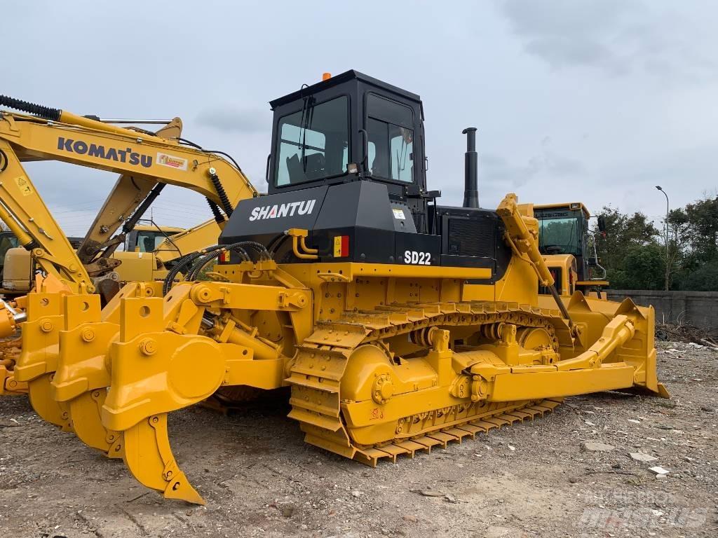 Shantui SD 22 Buldozer sobre oruga