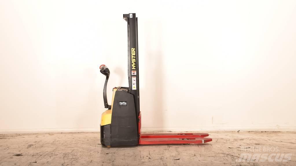 Hyster S 1.0E Apiladores eléctricos