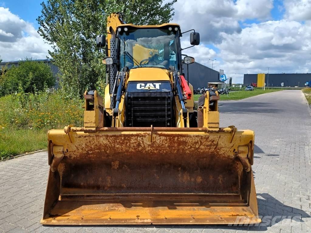 CAT 432 F Retrocargadoras