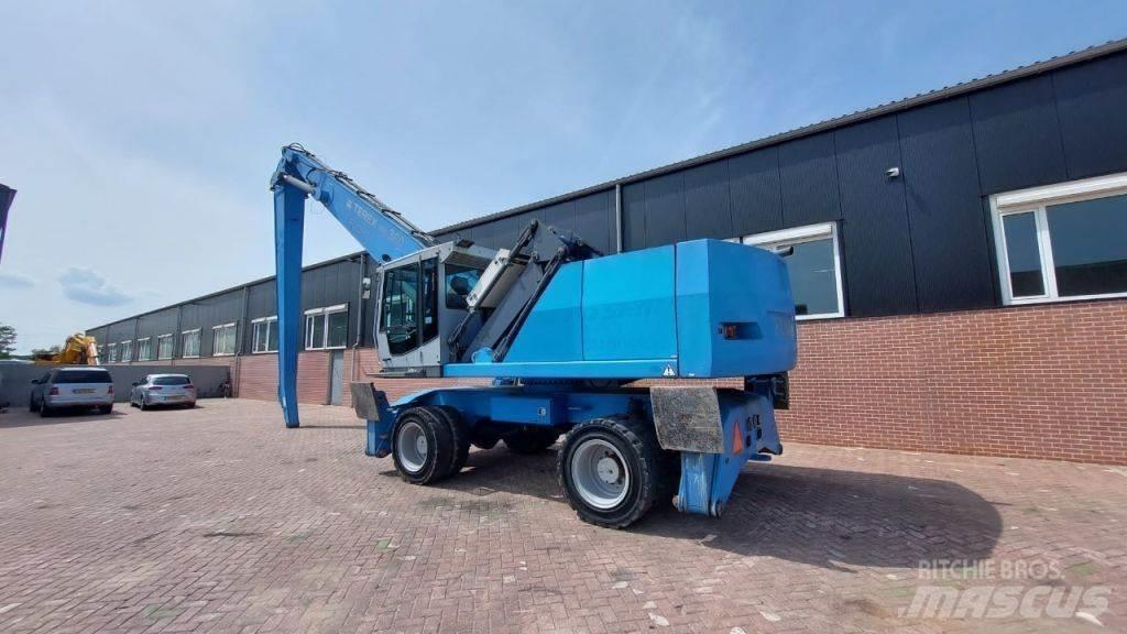 Fuchs MHL360 Excavadoras de manutención