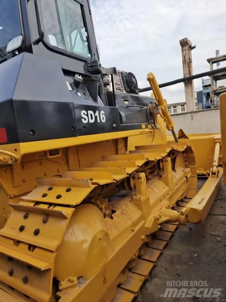 Shantui SD 22 Buldozer sobre oruga