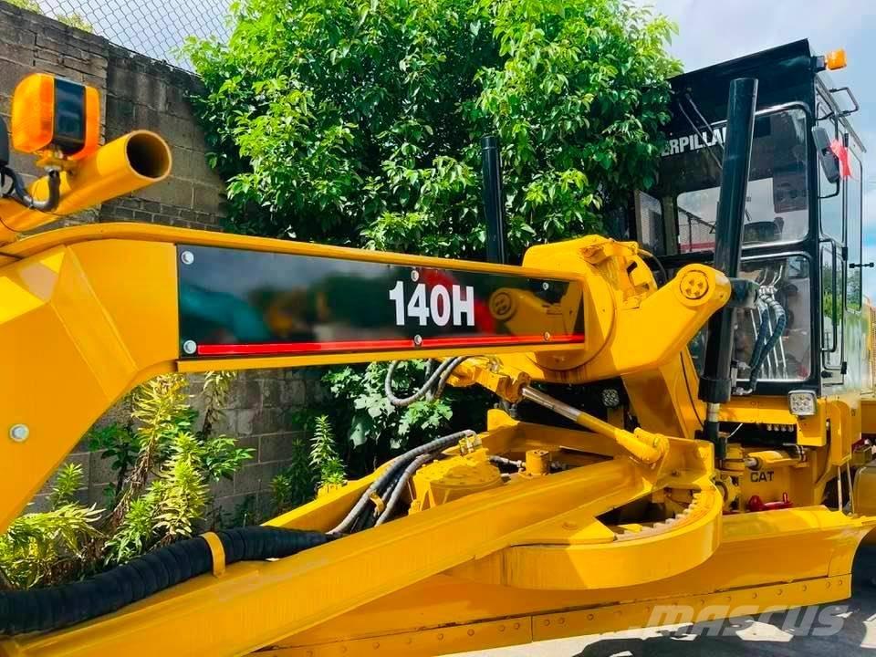 CAT 140h Motoniveladoras