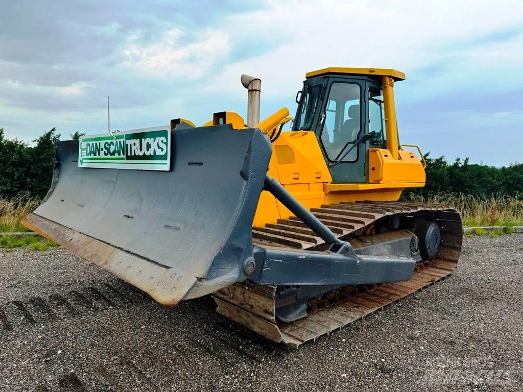 Komatsu D 65 PX-12 Buldozer sobre oruga