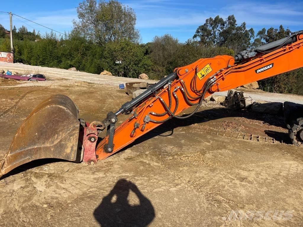 Doosan DX 140 LCR-5 Excavadoras de cadenas