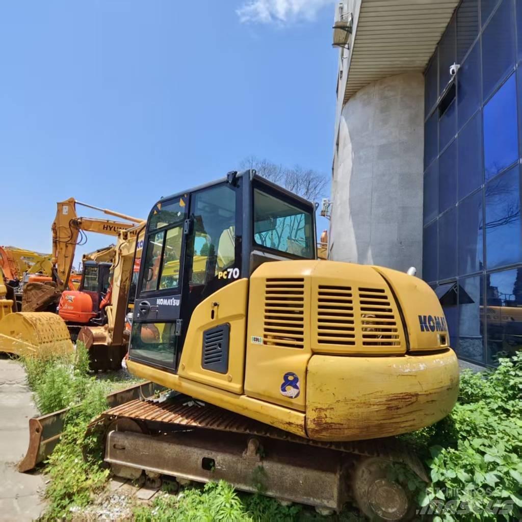 Komatsu PC 70-8 Excavadoras de cadenas