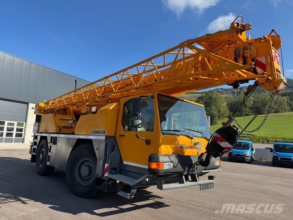 Liebherr LTM 1030-2 Grúas todo terreno
