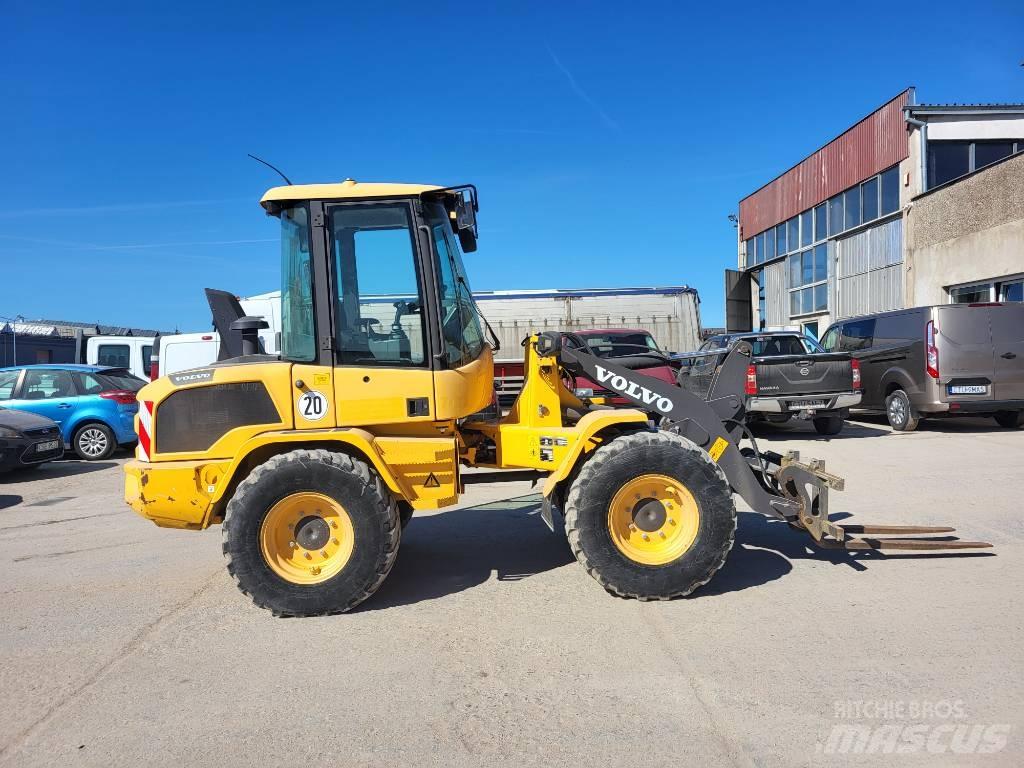 Volvo L 30 G Cargadoras sobre ruedas