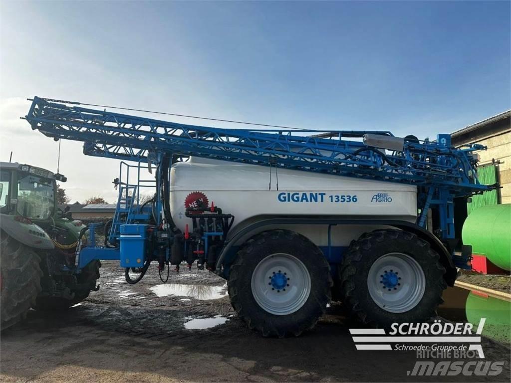 Agrio GIGANT 13500 Pulverizadores arrastrados