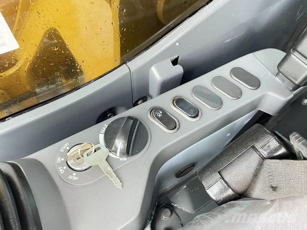 Komatsu PC 240 LC-8 Excavadoras de cadenas