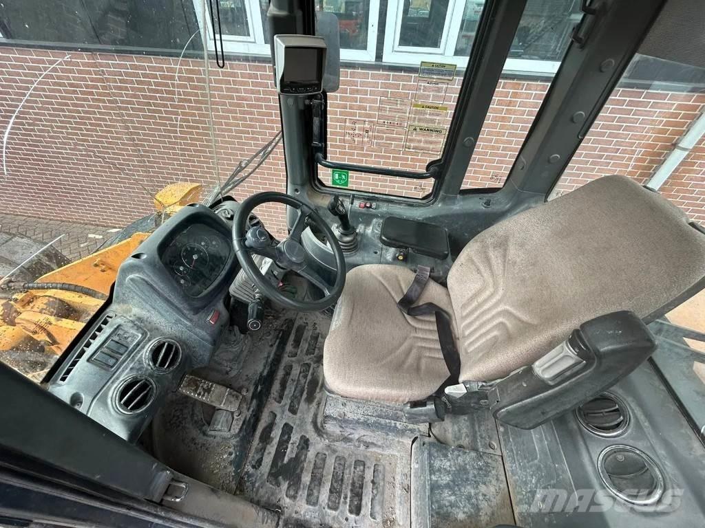 Hyundai HL 740-9A Cargadoras sobre ruedas