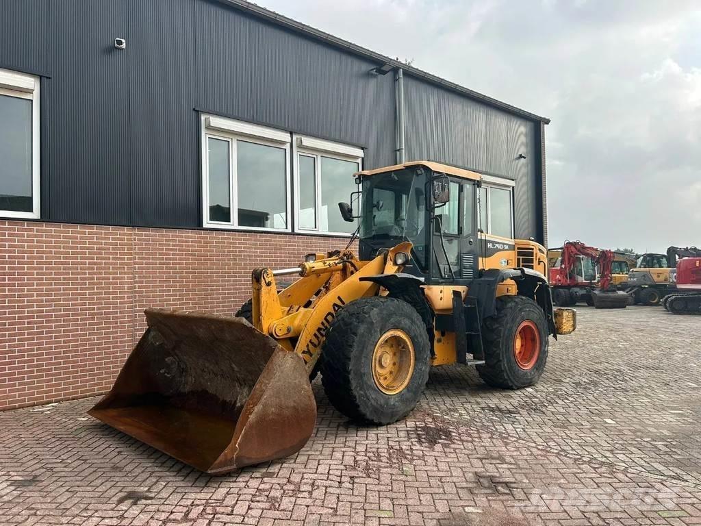 Hyundai HL 740-9A Cargadoras sobre ruedas