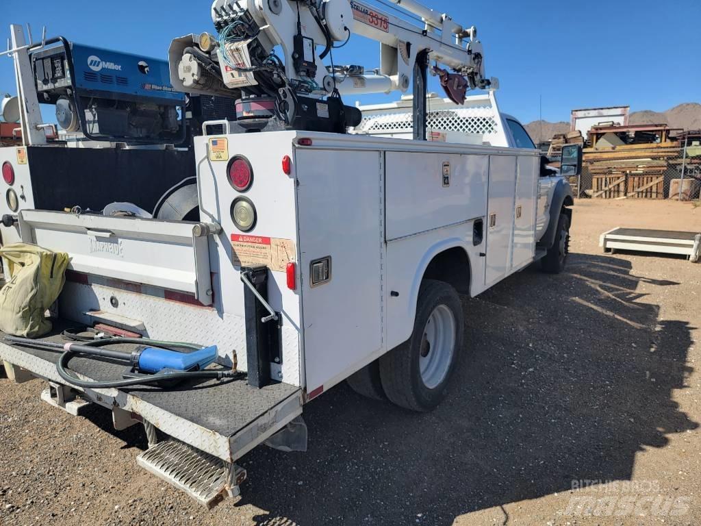 Ford F 550 XL Vehículos - Taller