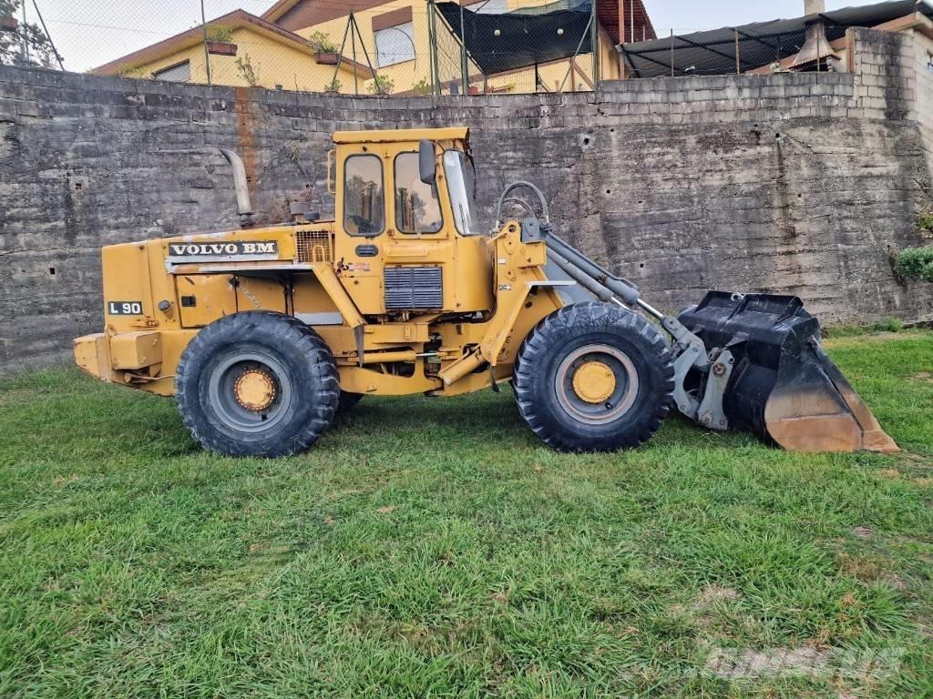 Volvo L 90 Cargadoras sobre ruedas