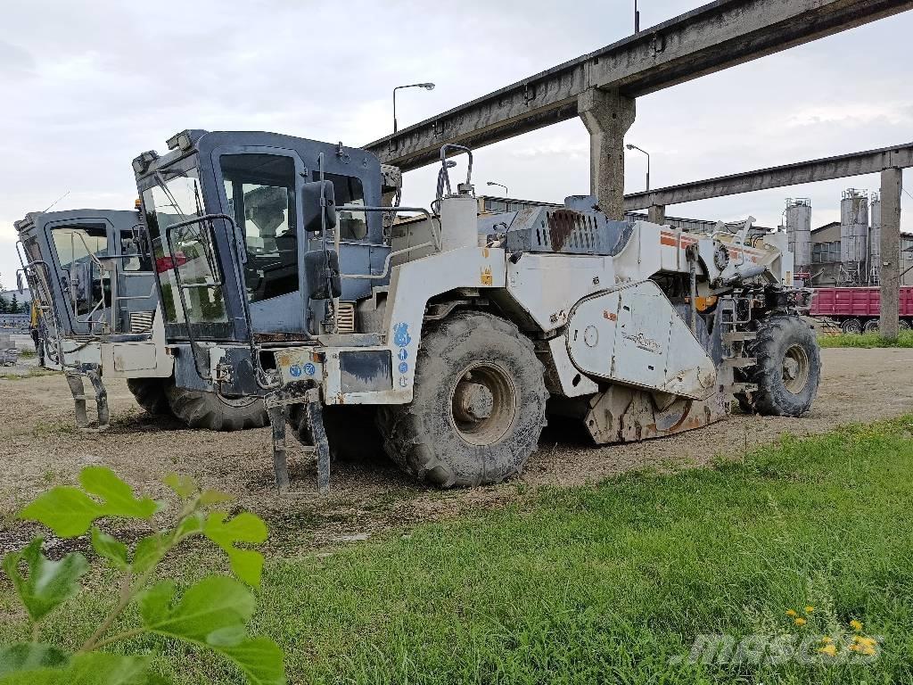 Wirtgen WR 2000 Equipos para la estabilización de suelos y reciclaje de asfalto