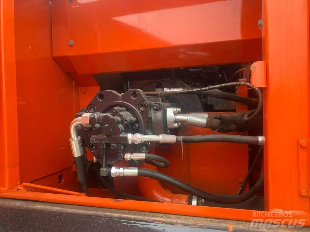 Doosan DX 225 LC Excavadoras de cadenas