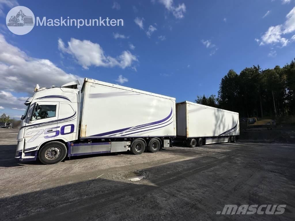 Volvo FH 16 750 Camiones volquete para virutas de madera