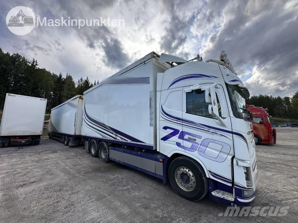 Volvo FH 16 750 Camiones volquete para virutas de madera