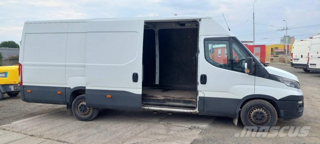 Iveco 35-180 Furgonetas /Furgón