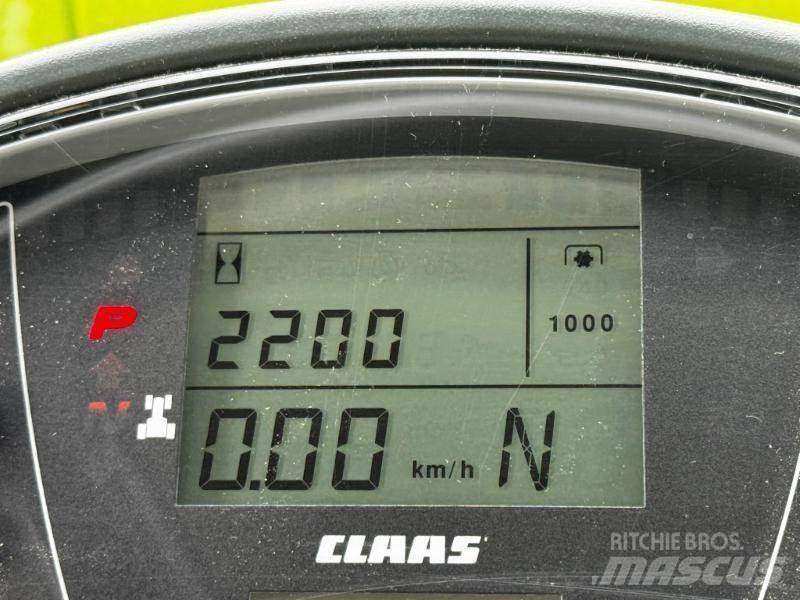 CLAAS AXION 870 Tractores