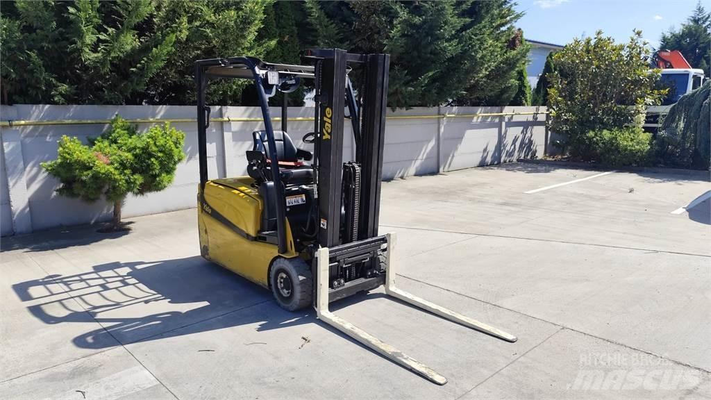 Yale ERP16 VT Carretillas de horquilla eléctrica