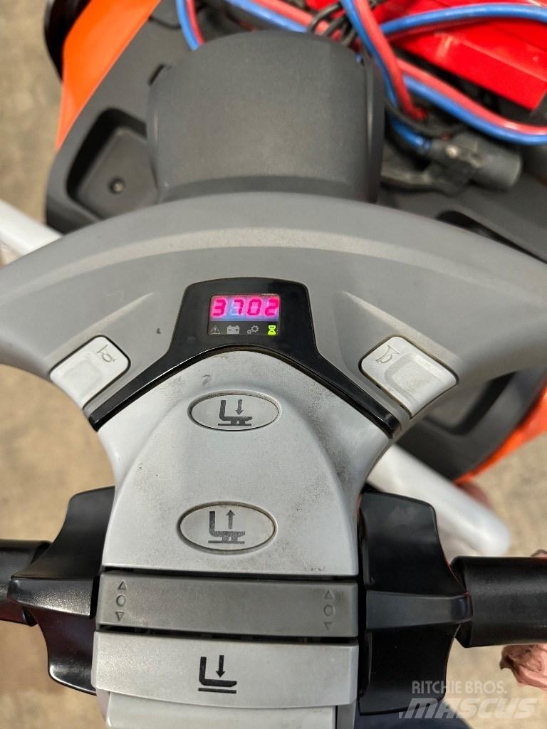 Toyota SPE120L Apiladores eléctricos