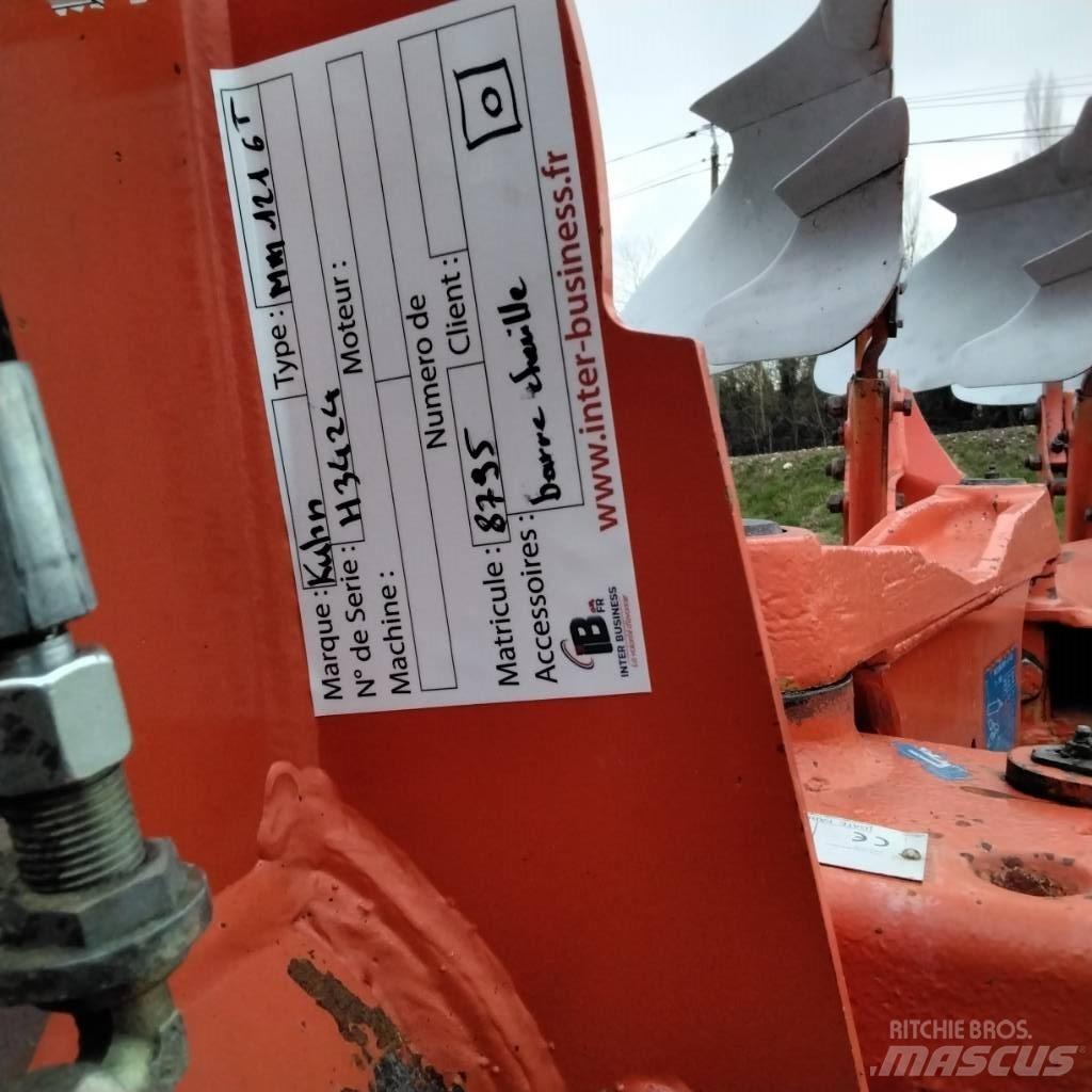 Kuhn MM121 6T Arados reversibles suspendidos