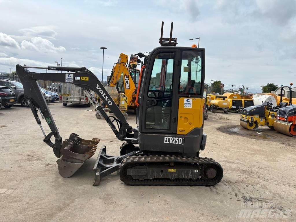 Volvo ECR 25 D Mini excavadoras < 7t