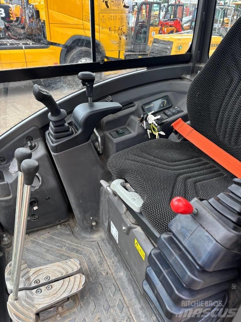 Volvo ECR 25 D Mini excavadoras < 7t