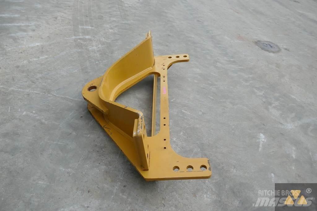 CAT 140M3 Drawbar Transporte - Otros