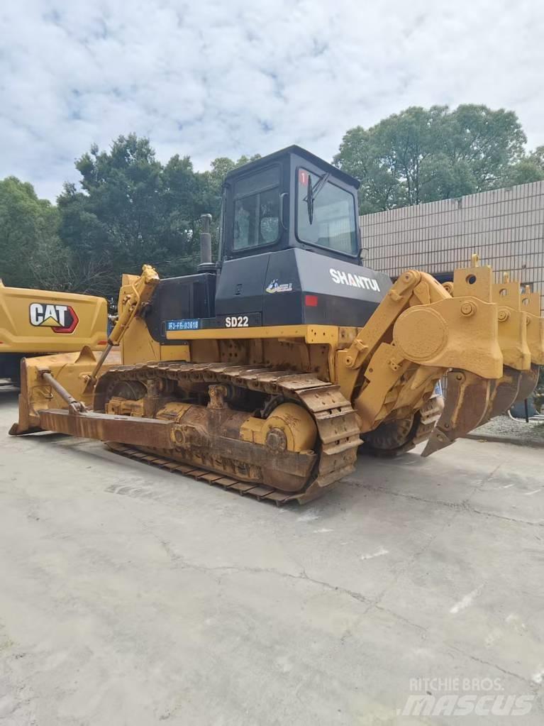 Shantui SD 22 Buldozer sobre oruga