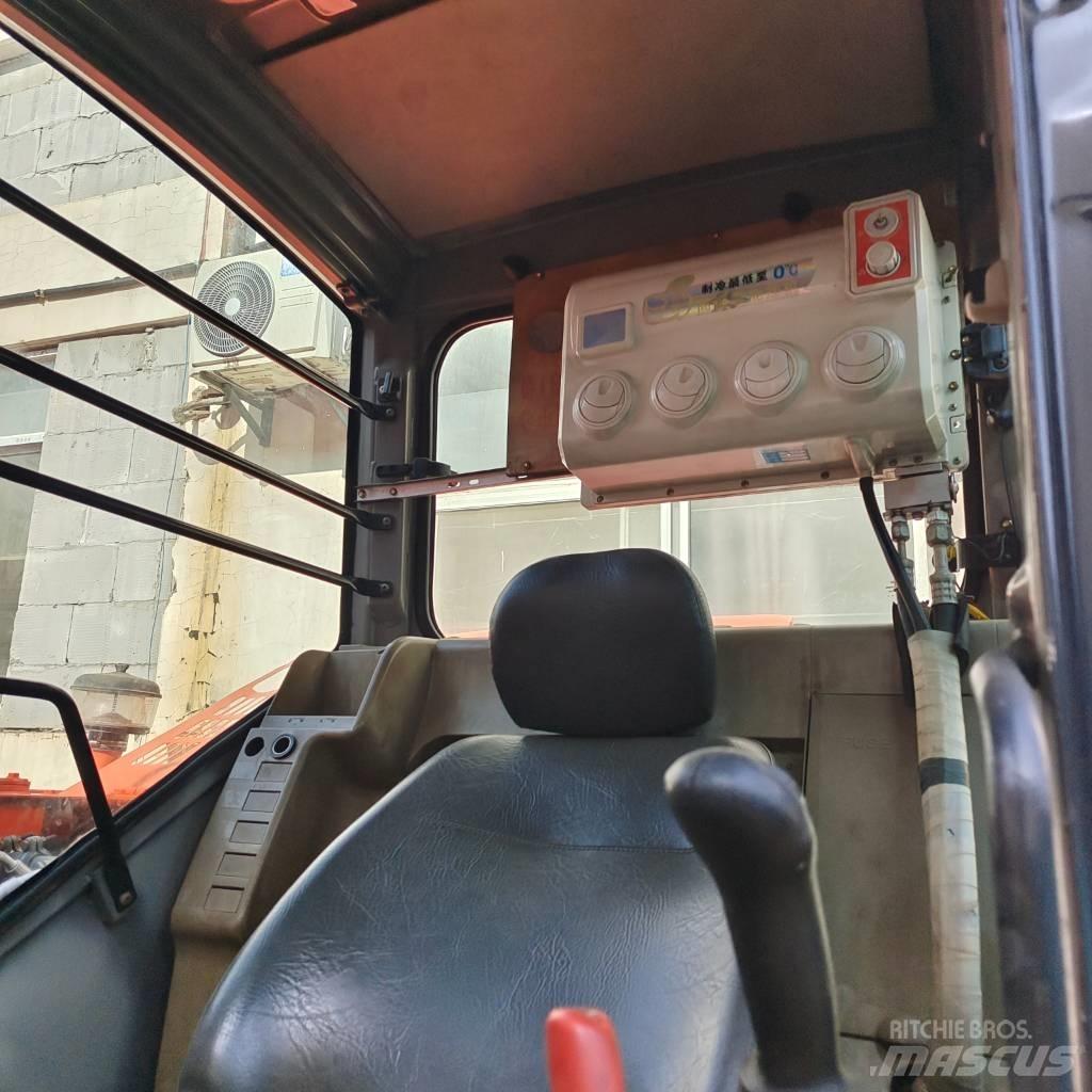 Hitachi ZX 70 Excavadoras de cadenas