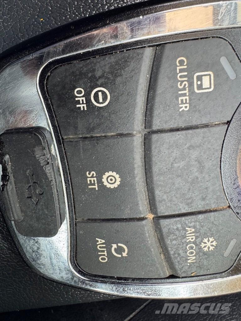 Hyundai HX140 LC Excavadoras de cadenas