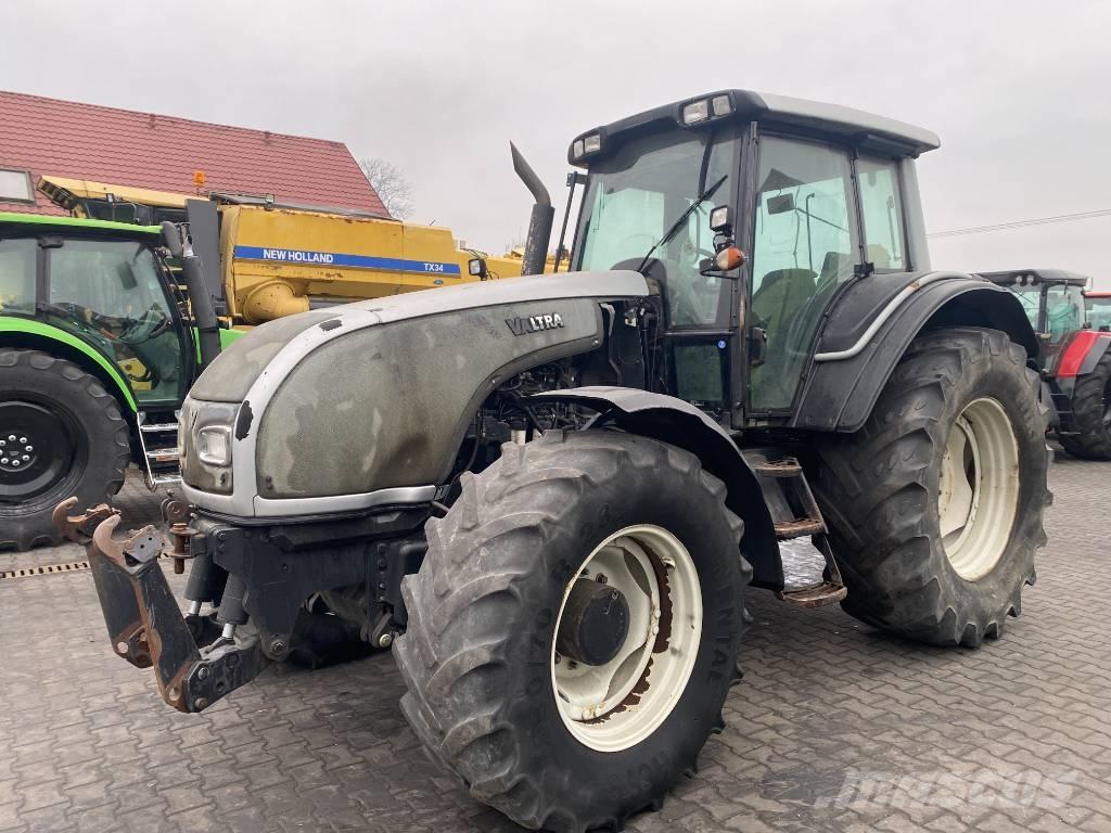 Valtra T 161 Tractores