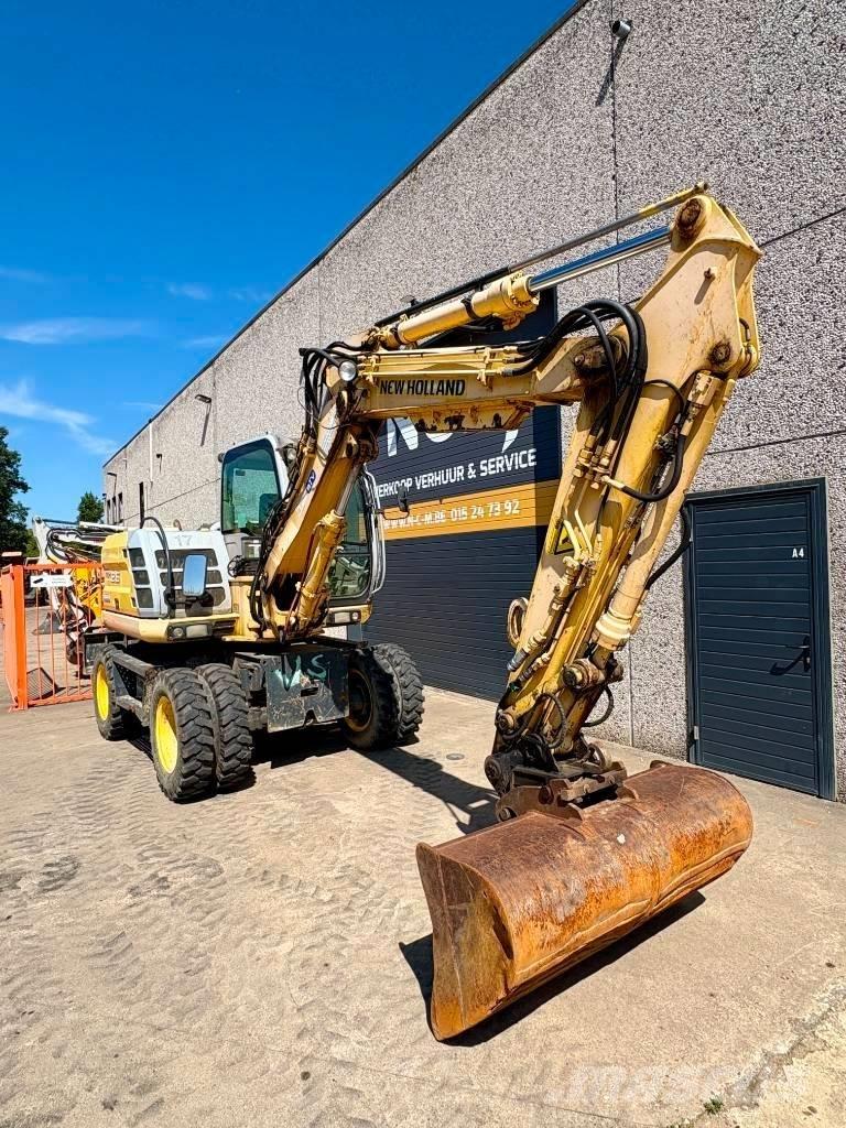 New Holland MH 2.6 Excavadoras de ruedas