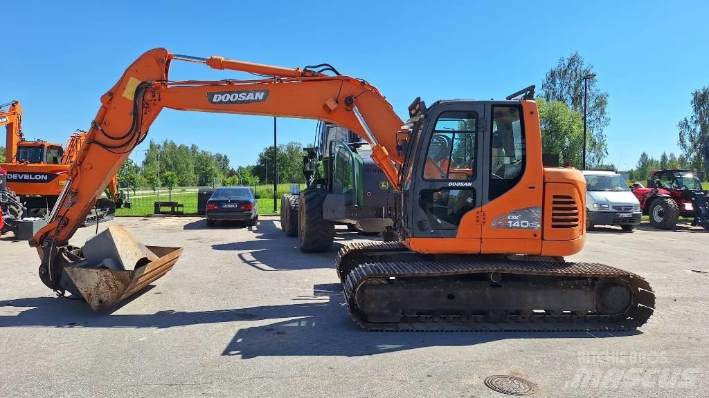 Doosan DX 140 LCR Excavadoras de cadenas