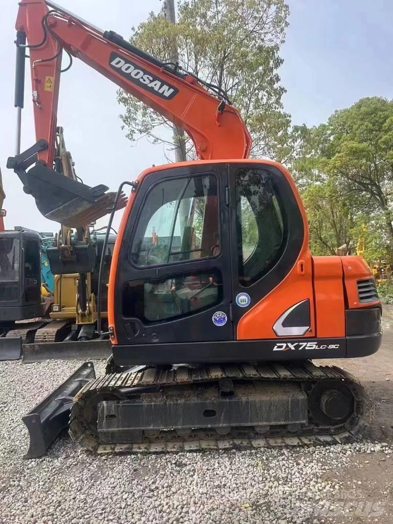 Doosan DX 75LC-9 C Mini excavadoras < 7t