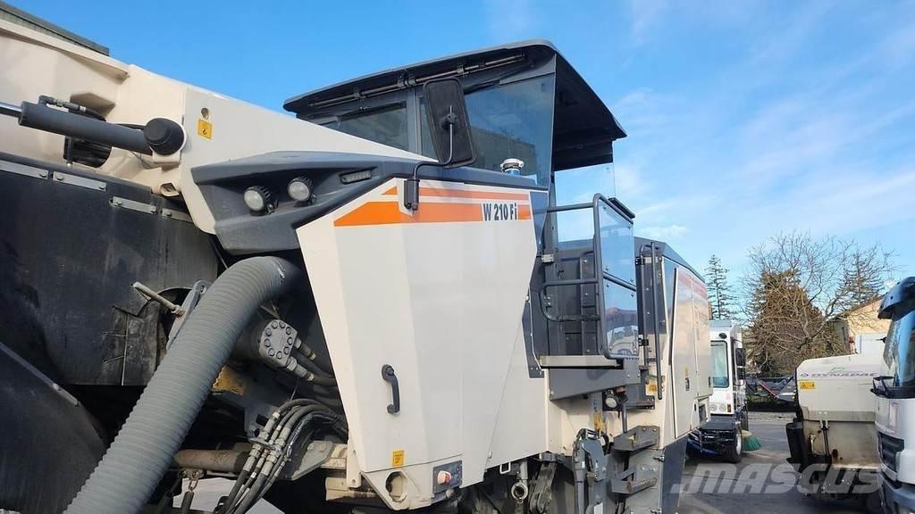 Wirtgen W210 FI Hormigoneras de piedras