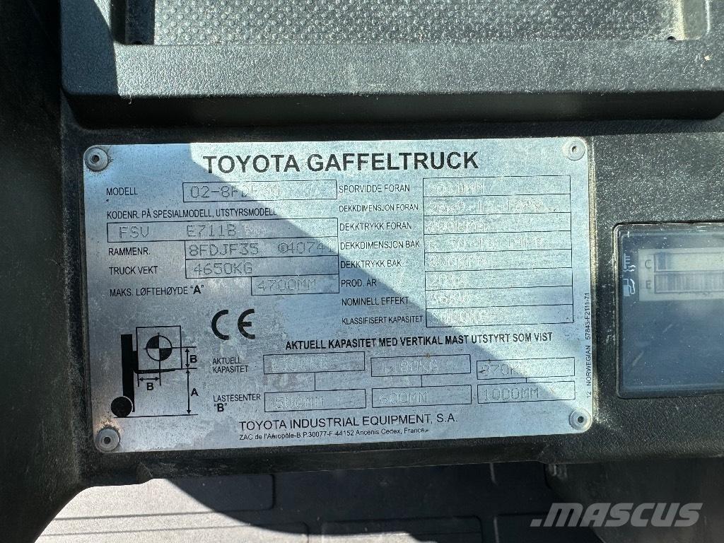 Toyota 02-8FDF30 Carretillas diesel