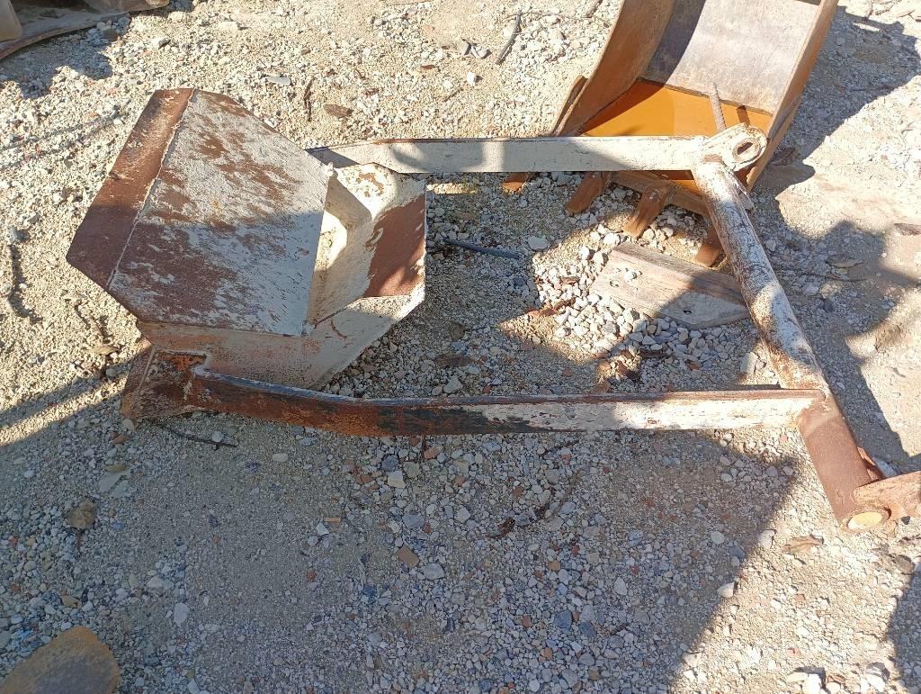 Ausa 500 RMX X4 Dúmpers rígidos